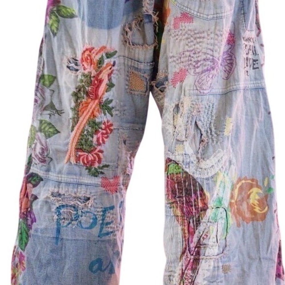 Magnolia Pearl Denim Jeans NWT Embroidered Painted Distressed Patchwork - Picture 14 of 16